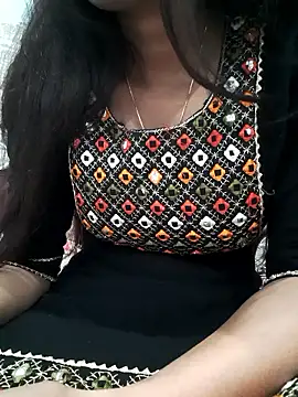 Snapshot of Aarti-kumri chatting on 01/15/26, 05:05 Aarti-kumri online show from 01/15/26, 05:05