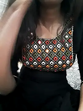 Snapshot of Aarti-kumri chatting on 01/05/26, 07:39 Aarti-kumri online show from 01/05/26, 07:39