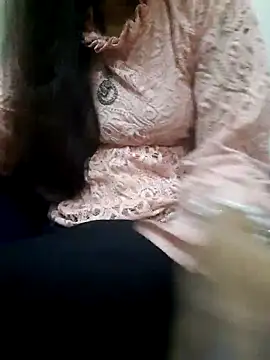 Aarti-kumri online show from 10/08/25, 05:31