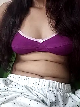 Aarti-kumri online show from 09/11/25, 08:03