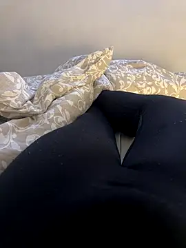 elvergon2023 online show from 11/22/25, 10:30