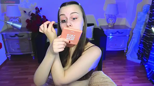 Kelly Cartier online show from 10/06/25, 12:17