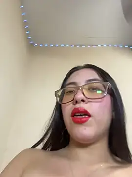 ZeziGamingg online show from 11/02/25, 09:31