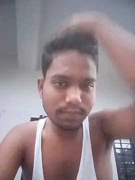 Snapshot of MarathiCpl2 chatting on 09/19/25, 01:04 MarathiCpl2 online show from 09/19/25, 01:04