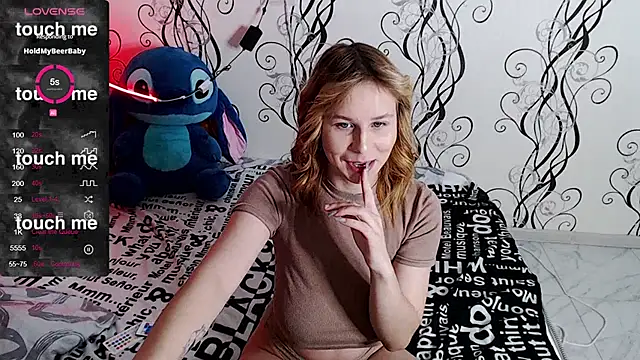 RoyAngela online show from 11/13/25, 02:54