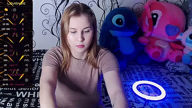 RoyAngela online show from 10/02/25, 05:11