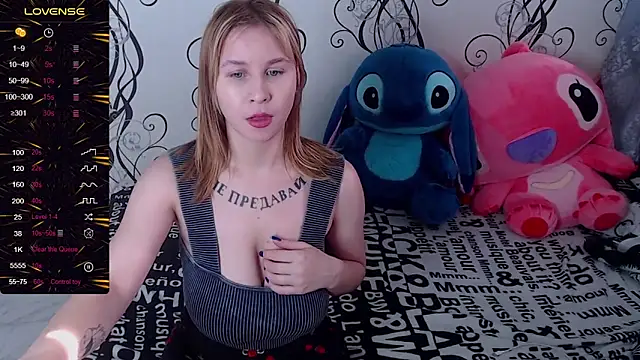 RoyAngela online show from 10/04/25, 10:39