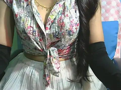 Snapshot of sheetal-sheetal95 chatting on 10/11/25, 03:13 sheetal-sheetal95 online show from 10/11/25, 03:13