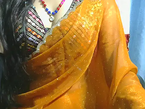 Snapshot of sheetal-sheetal95 chatting on 10/18/25, 12:12 sheetal-sheetal95 online show from 10/18/25, 12:12