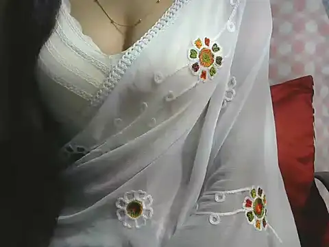 sheetal-sheetal95 online show from 11/06/25, 11:03