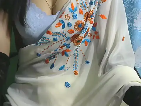 sheetal-sheetal95 online show from 04/21/26, 05:52