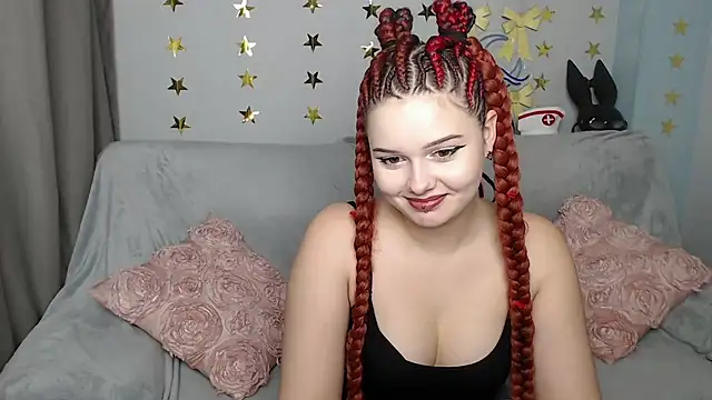 LunaBlueB online show from 03/01/26, 05:57