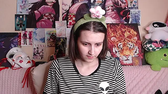 AliceChio online show from 11/09/25, 04:55