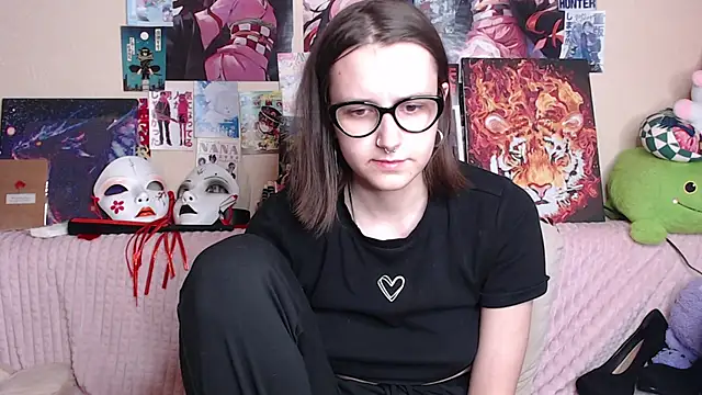 AliceChio online show from 12/15/25, 01:00