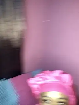 Snapshot of BrownRoxxane6 chatting on 10/07/25, 07:26 BrownRoxxane6 online show from 10/07/25, 07:26