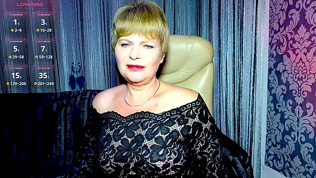 Tess Terners online show from 09/22/25, 02:45