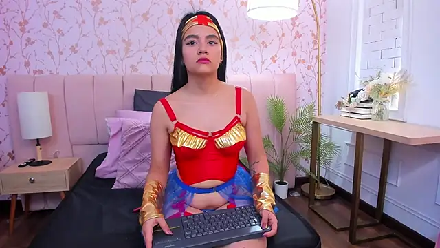 ariannaliss online show from 10/31/25, 12:24