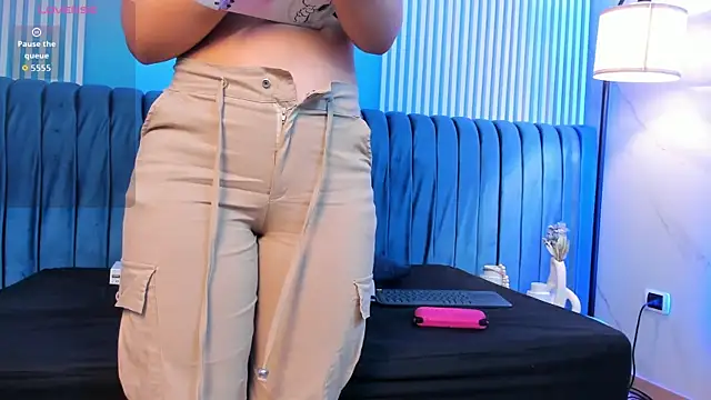 ariannaliss online show from 02/21/26, 05:15