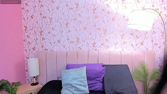 ariannaliss online show from 10/06/25, 12:17