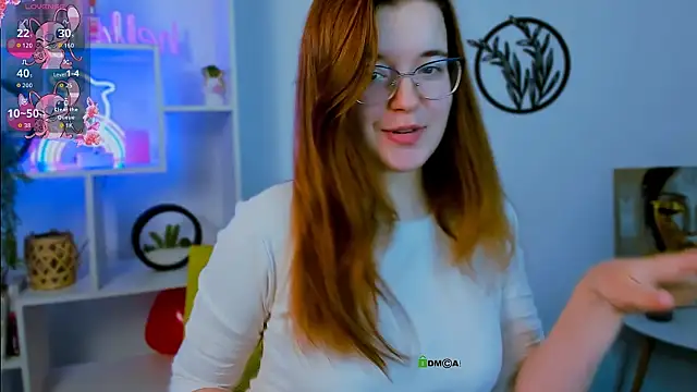 nika-still online show from 02/20/26, 05:37