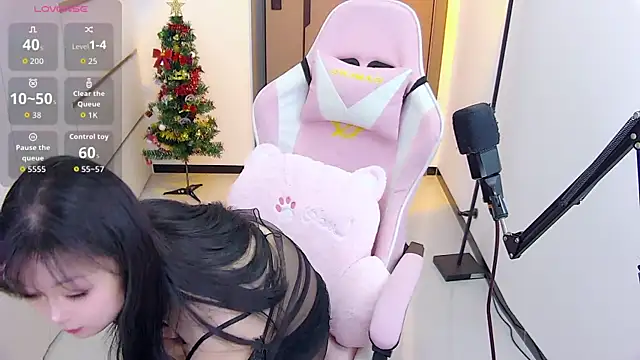 Fioriy66 online show from 12/15/25, 08:20