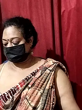 surekha-30 online show from 10/29/25, 04:17