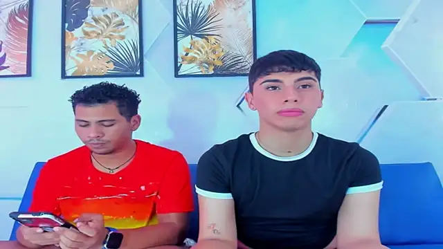 The boys at online show from 10/02/25, 07:06