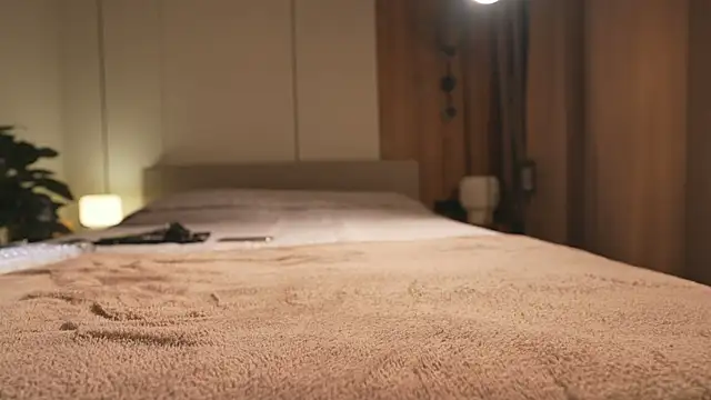 Noctivelle online show from 04/06/26, 07:59