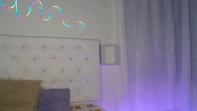 tatixxxvega online show from 10/01/25, 01:26