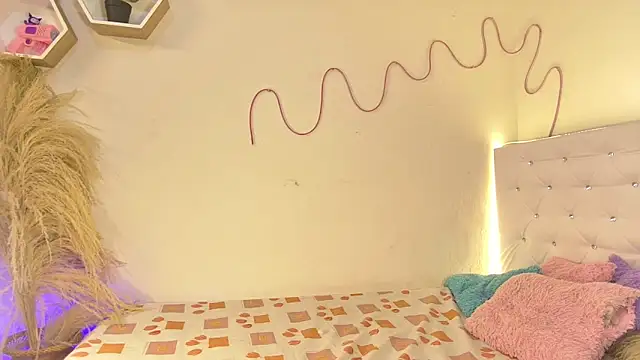 tatixxxvega online show from 11/15/25, 08:35