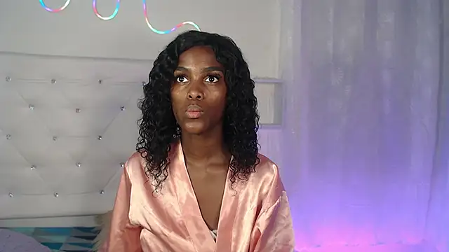 tatixxxvega online show from 10/11/25, 01:34