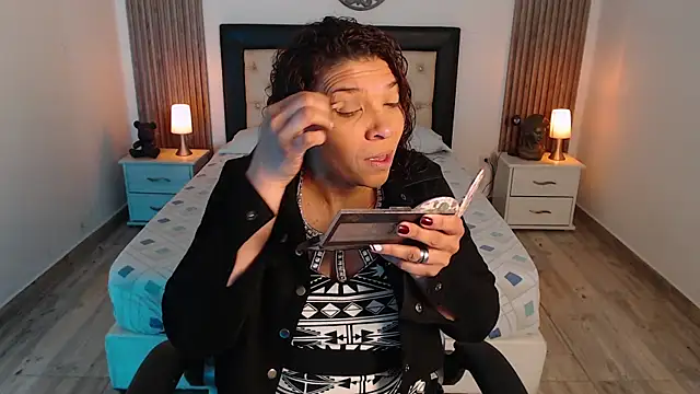 Serena Houstonn online show from 11/13/25, 11:14