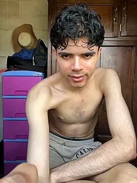 Axel-Mejia online show from 11/12/25, 06:34