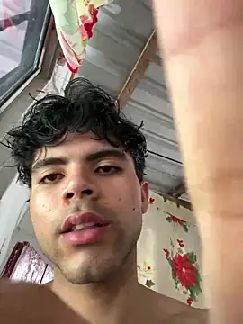 Axel-Mejia online show from 02/02/26, 06:51