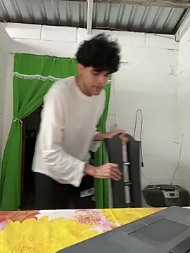 Axel-Mejia online show from 03/19/26, 03:56