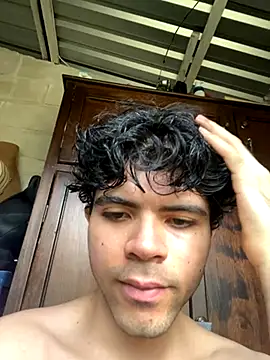 Axel-Mejia online show from 11/03/25, 07:17