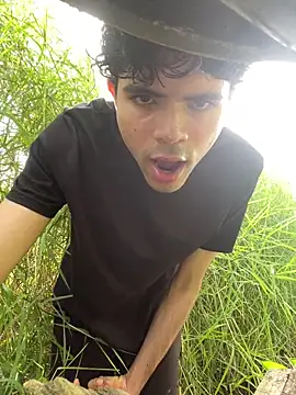 Axel-Mejia online show from 10/15/25, 07:55