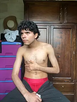 Axel-Mejia online show from 10/30/25, 02:47