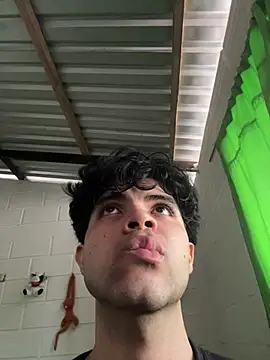 Axel-Mejia online show from 04/07/26, 03:36