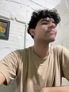 Axel-Mejia online show from 04/10/26, 01:12