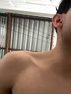 Axel-Mejia online show from 04/27/26, 07:23
