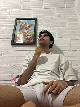 Axel-Mejia online show from 10/22/25, 02:22