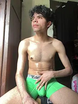Axel-Mejia online show from 05/25/26, 07:34