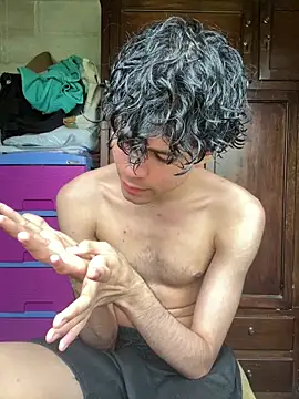 Axel-Mejia online show from 06/05/26, 06:35
