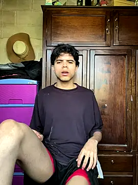 Axel-Mejia online show from 10/21/25, 01:10