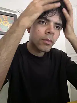 Axel-Mejia online show from 04/12/26, 07:39