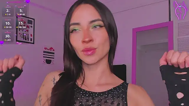 Snapshot of Aryane_art_ chatting on 12/15/25, 12:16 Aryane art online show from 12/15/25, 12:16