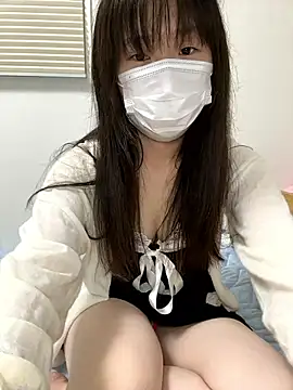 Snapshot of ichi89_1101 chatting on 10/24/25, 11:20 ichi89 1101 online show from 10/24/25, 11:20