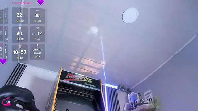 Jenie fire  online show from 10/21/25, 07:46