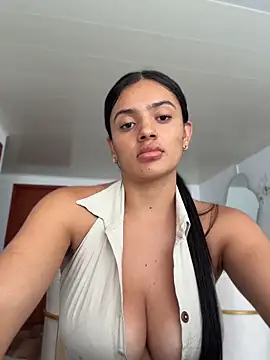 AnaaFaith  online show from 04/10/26, 06:37